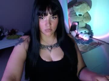 See Aisha444 online Now @ camwhores.es