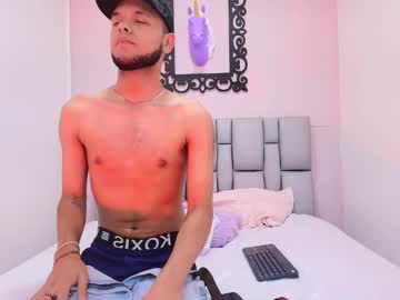 See Alex_huunter online Now @ camwhores.es