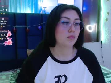 See Alison1516 online Now @ camwhores.es