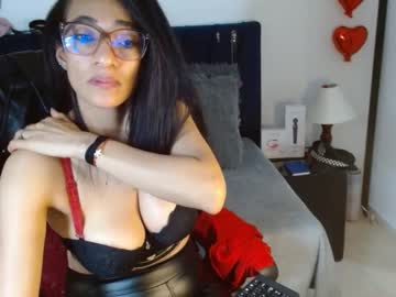 See Amelie__martinez online Now @ camwhores.es