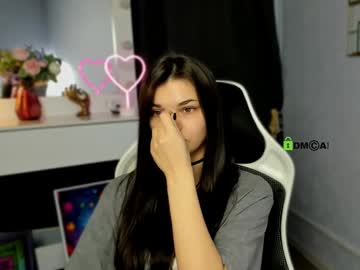 See Anna_art online Now @ camwhores.es
