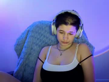 See Annabella445 online Now @ camwhores.es