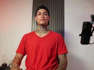 See Axel_villa online Now @ camwhores.es