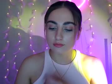 See Bunnylila18 online Now @ camwhores.es