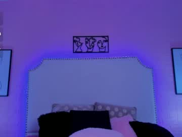 See Charlotte_kisss online Now @ camwhores.es