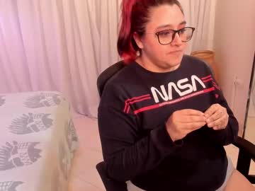 See Cherry_blushh online Now @ camwhores.es