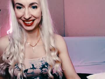 See Cute_smile_shy online Now @ camwhores.es