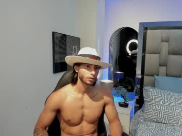 See Emmet_collins online Now @ camwhores.es