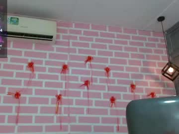 See Emy_0 online Now @ camwhores.es