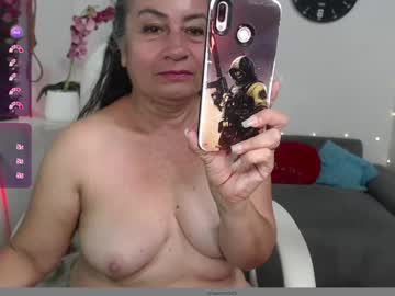See Evil_stepmothers online Now @ camwhores.es