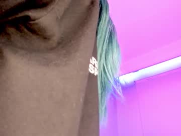 See Gloomydoll online Now @ camwhores.es