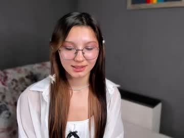 See Holyvangarni online Now @ camwhores.es