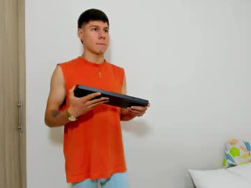 See Jimmy_vance79 online Now @ camwhores.es