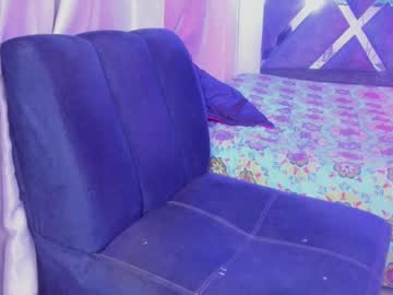 See Kenix_7 online Now @ camwhores.es