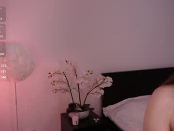 See Lilly_colins online Now @ camwhores.es