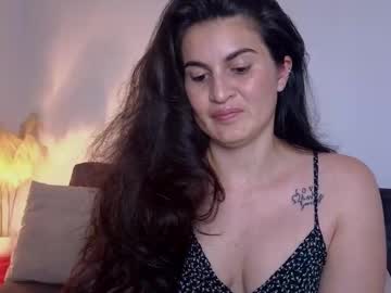 See Liz_devine online Now @ camwhores.es