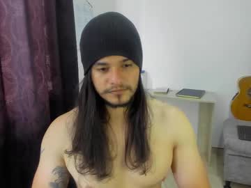 See Loganhot22 online Now @ camwhores.es