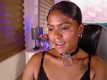 See Lucie_harper online Now @ camwhores.es