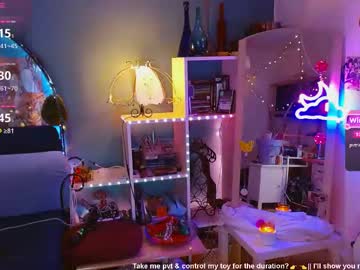 See Lunaoddity online Now @ camwhores.es