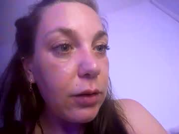 See Melli23 online Now @ camwhores.es