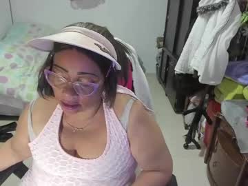 See Mrs_mommy online Now @ camwhores.es