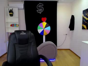 See Nicolefoxery online Now @ camwhores.es