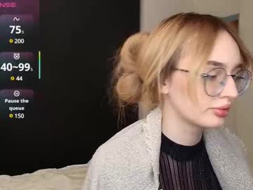 See Nikkiblys online Now @ camwhores.es