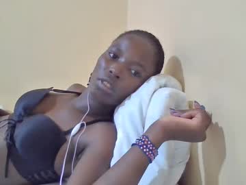 See Pretty_petite_ebony online Now @ camwhores.es