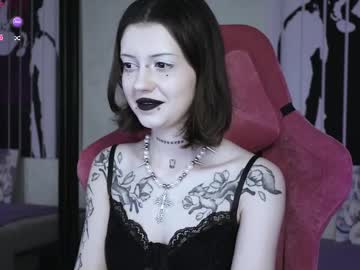 See Prettybones online Now @ camwhores.es