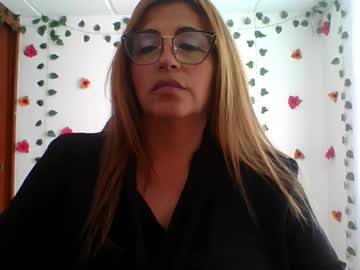 See Rossanalionheart online Now @ camwhores.es