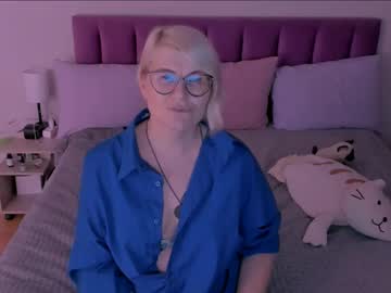 See Sabrinamacmarren online Now @ camwhores.es