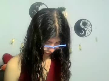See Sarahsmitt online Now @ camwhores.es