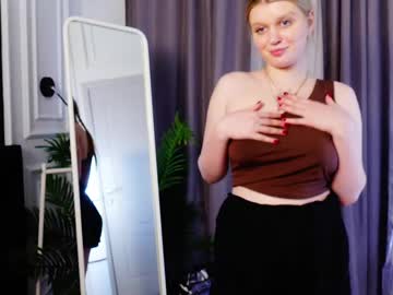 See Scarlet_enchantress online Now @ camwhores.es