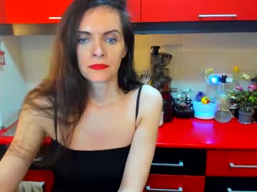 See Sexqueen1111 online Now @ camwhores.es
