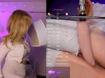 See Sexy_blonde_doll online Now @ camwhores.es