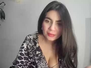 See Silviecollins online Now @ camwhores.es