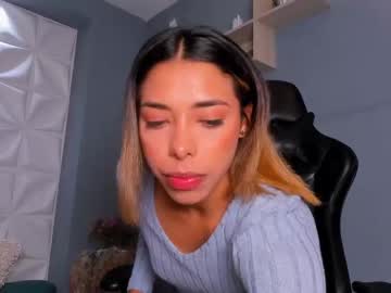 See Sophiehicks online Now @ camwhores.es