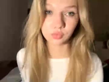 See Sultry_dreamer_4ever online Now @ camwhores.es