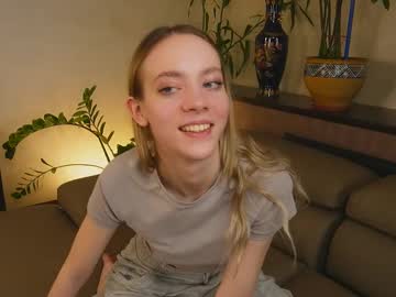 See Sunnivaharder online Now @ camwhores.es