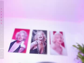 See Susansmithh_ online Now @ camwhores.es