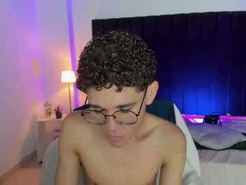 See Tommy_tucker10 online Now @ camwhores.es