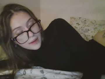 See Ur_mirell online Now @ camwhores.es