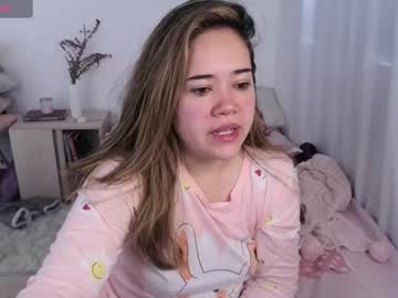 See Urdreamgiirl online Now @ camwhores.es