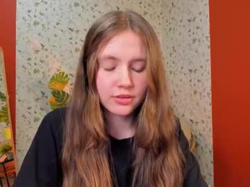 See Velvet_cherry online Now @ camwhores.es