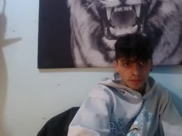 See Xalejo_max online Now @ camwhores.es